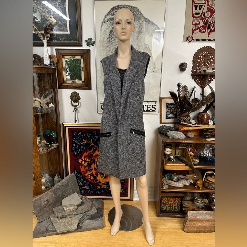 Penningtons  Sleeveless Vest with Black Lapels